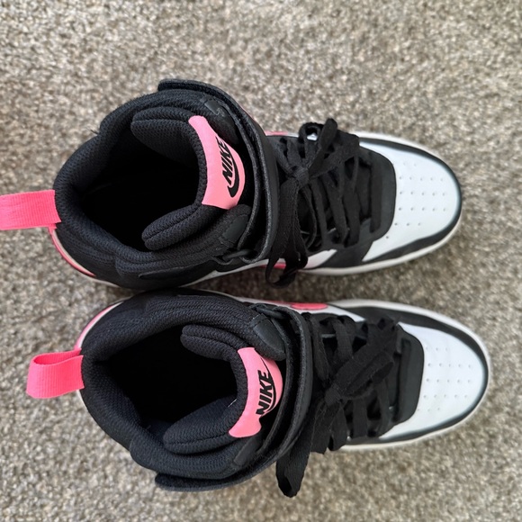 Nike Court Borough black & pink sneakers- youth size 6.5/women size 8-8.5 - Picture 7 of 9
